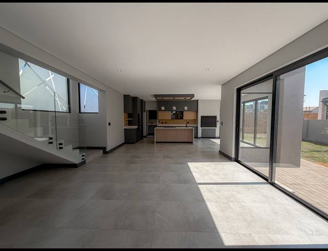 4 BEDROOM HOUSE FOR SALE IN FOUNTAINBROOK ESTATE